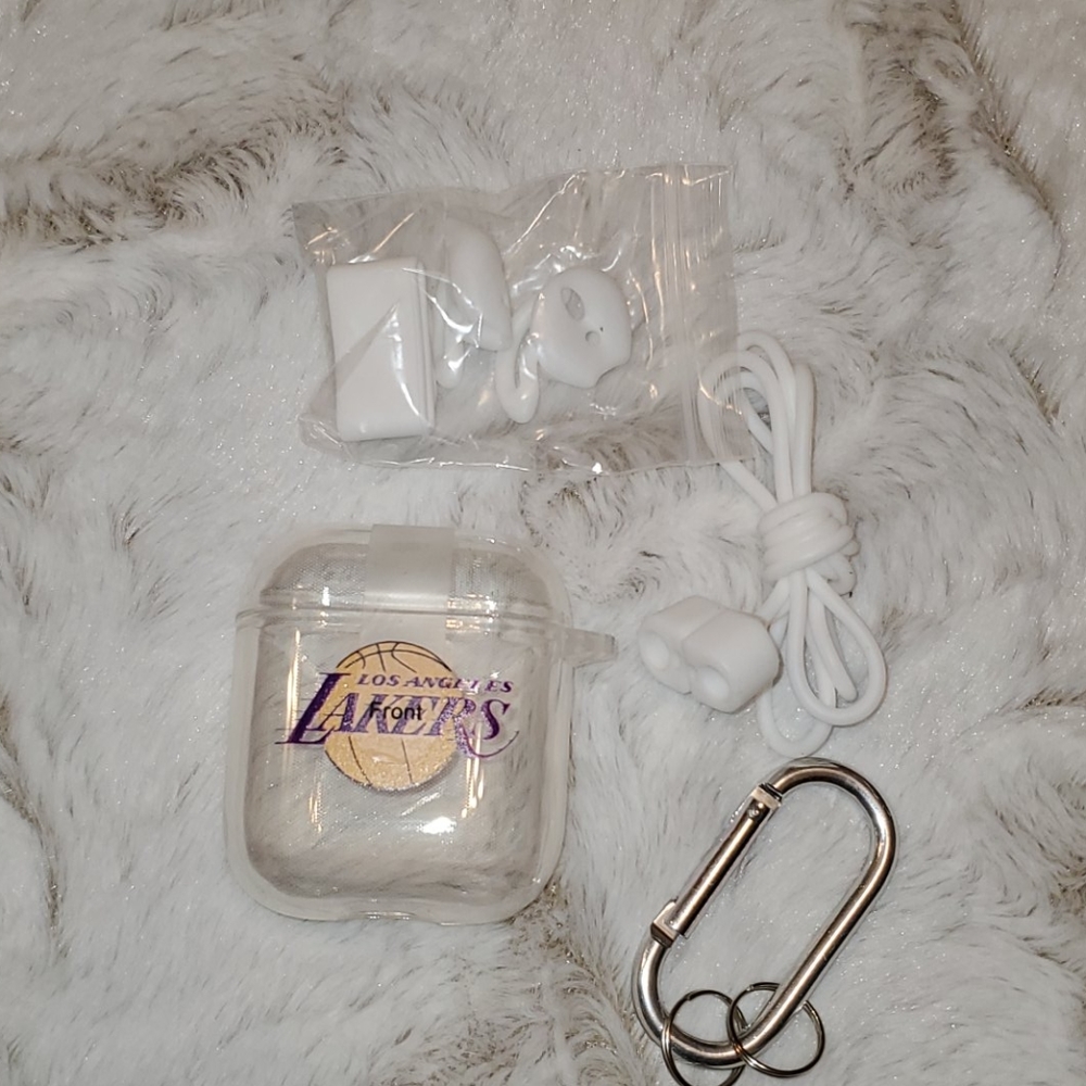 Los Angeles Lakers airpods case with accessories